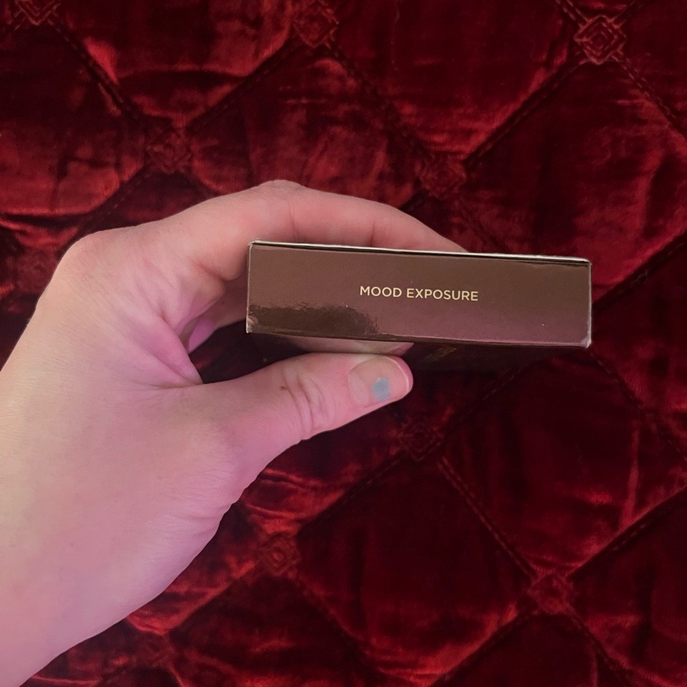 Hourglass blush
